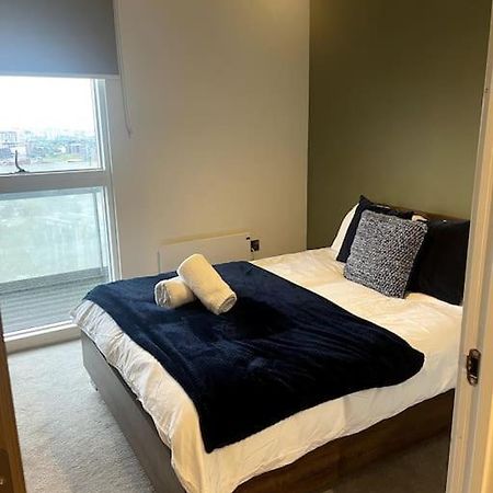 Lovely 2-Bedroom Condo With Balcony Manchester Exterior photo